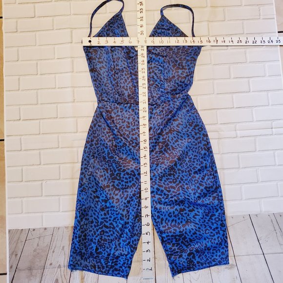 Straps Short legs Jumpsuit  Open back Size Small - Picture 2 of 7